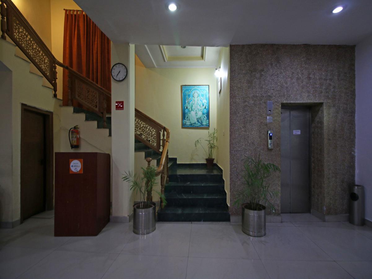 Oyo 5667 Katra Continental Hotel Bagian luar foto